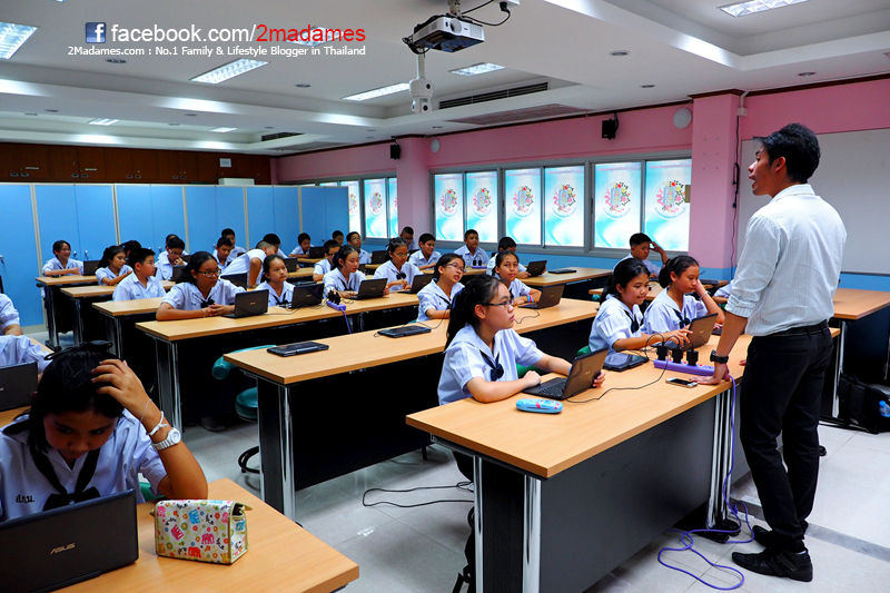 Microsoft Smart Classroom Pilot Project, ห้องเรียนแห่งอนาคต, โรงเรียนสวนกุหลาบวิทยาลัย นนทบุรี, Teaching with Technology, Digital Content, สื่อการเรียนรู้สมัยใหม่, เรียนด้วยคอมพิวเตอร์, รีวิว, review, pantip
