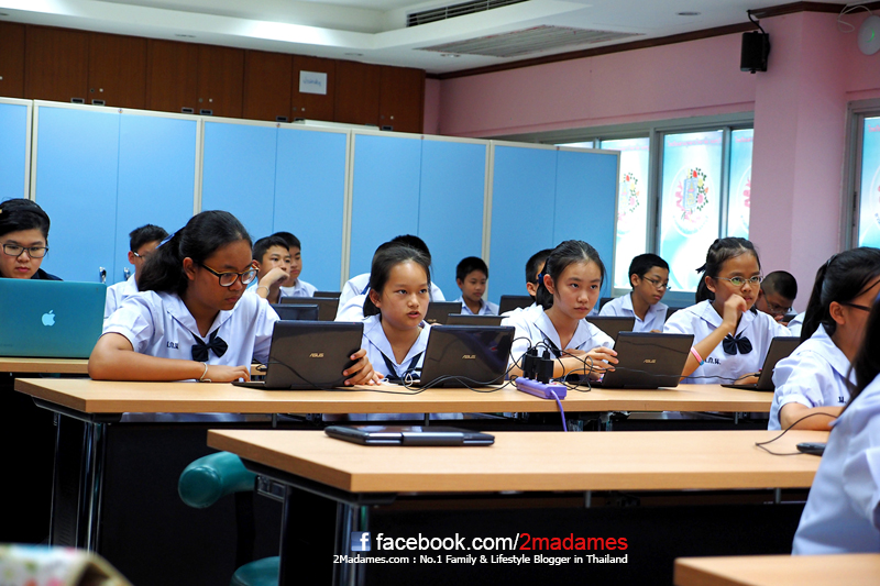Microsoft Smart Classroom Pilot Project, ห้องเรียนแห่งอนาคต, โรงเรียนสวนกุหลาบวิทยาลัย นนทบุรี, Teaching with Technology, Digital Content, สื่อการเรียนรู้สมัยใหม่, เรียนด้วยคอมพิวเตอร์, รีวิว, review, pantip