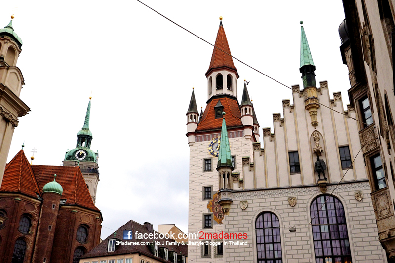 เที่ยวอินส์บรุค Innsbruck, เที่ยวมิวนิก Munich, รีวิว, review, pantip, หลังคาทองคำ Golden roof, Swarovski, มิวนิค, Munchen, Munich, Neue Rathaus,โบสถ์เฟราเอน, Frauenkirche, ถนนมาเรีย เทเรสเซียน ซตราสเซอ, Maria-Theresien- Strasse, Anderlerhof