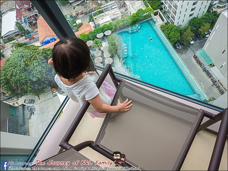 Holiday Inn Pattaya -ocean deluxe view room - bljourney - (24)