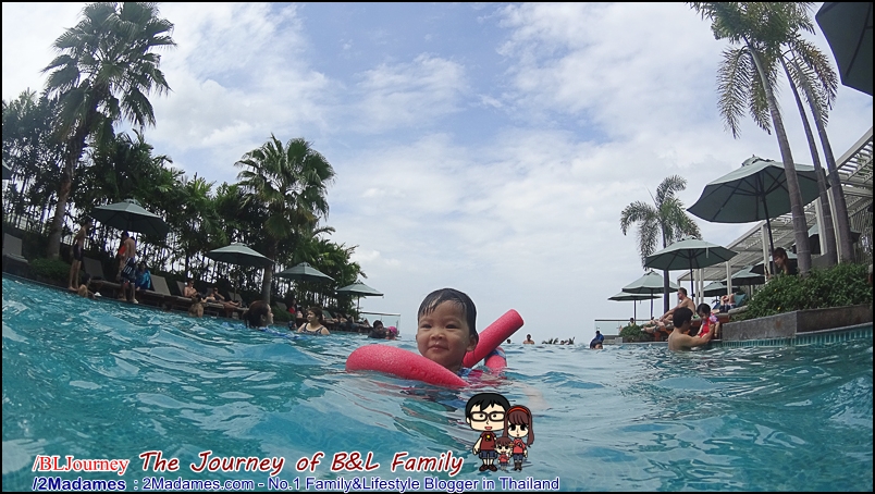 Holiday Inn Pattaya - pool - BLJourney (10)