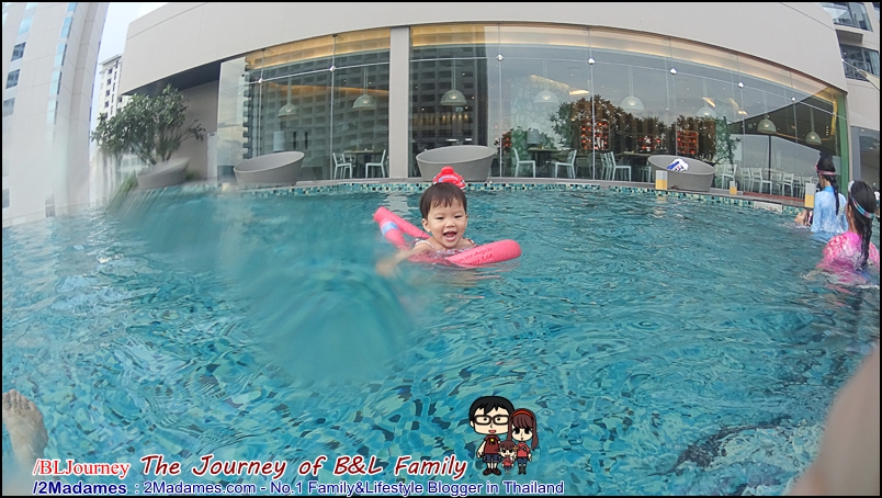 Holiday Inn Pattaya - pool - BLJourney (3)