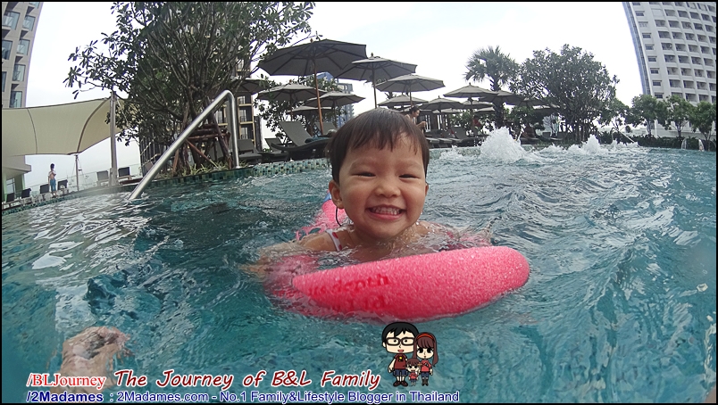 Holiday Inn Pattaya - pool - BLJourney (4)