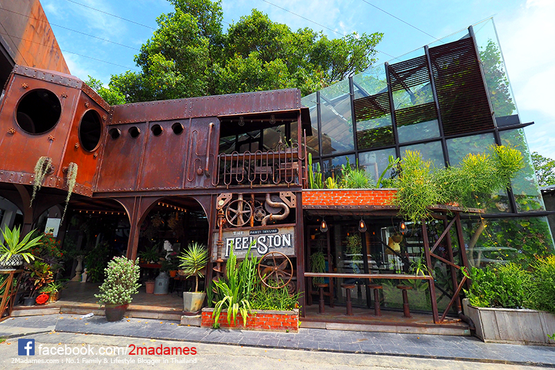 เที่ยวภูเก็ตแบบเน้นตัวเมือง,Novotel Phuket Phokeethra,โรงแรมโนโวเทล ภูเก็ต โภคีธรา,ไอติมร้าน Torry,Sea Salt Lounge & Grill,Feelsion,บ้านตีลังกา,ร้านวันจันทร์,The Upside Down House,รีวิว,pantip,ภัตตาคารแหลมทอง,หลาดใหญ่