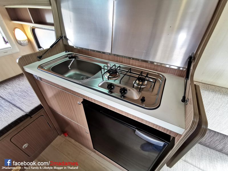 เที่ยวฮอกไกโด,ฮ่องกง,ซัปโปโร,โอตารุ,Kiroro Resort,รีวิว,pantip,ทุ่งดอกไม้,ห้องรับรอง Cathay Pacific,Regal Airport Hotel,Citygate Outlets,The Stay Sapporo,Ganso Sapporo Ramen Street,Le TAO,Ishiya Chocolate Factory,Yakiniku Jin,Satoland,Farm Tomita,Shikisai No Oka,Hill of Buddha,Sapporo Prince Hotel,Tanukikoji Shopping Street,Maruyama Zoo,Akachan Honpo