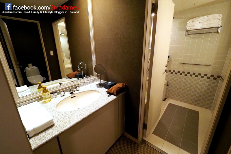 เที่ยวฮอกไกโด,ฮ่องกง,ซัปโปโร,โอตารุ,Kiroro Resort,รีวิว,pantip,ทุ่งดอกไม้,ห้องรับรอง Cathay Pacific,Regal Airport Hotel,Citygate Outlets,The Stay Sapporo,Ganso Sapporo Ramen Street,Le TAO,Ishiya Chocolate Factory,Yakiniku Jin,Satoland,Farm Tomita,Shikisai No Oka,Hill of Buddha,Sapporo Prince Hotel,Tanukikoji Shopping Street,Maruyama Zoo,Akachan Honpo