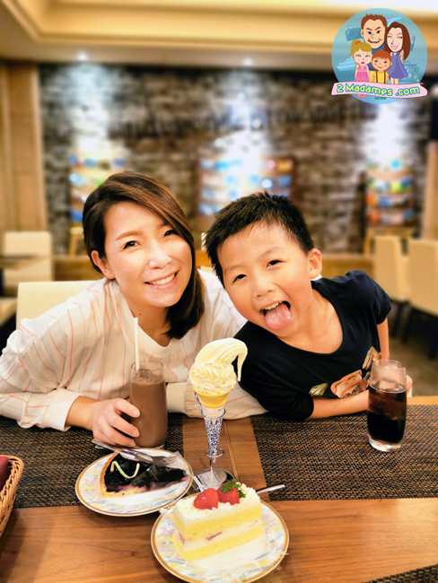 เที่ยวฮอกไกโด,ฮ่องกง,ซัปโปโร,โอตารุ,Kiroro Resort,รีวิว,pantip,ทุ่งดอกไม้,ห้องรับรอง Cathay Pacific,Regal Airport Hotel,Citygate Outlets,The Stay Sapporo,Ganso Sapporo Ramen Street,Le TAO,Ishiya Chocolate Factory,Yakiniku Jin,Satoland,Farm Tomita,Shikisai No Oka,Hill of Buddha,Sapporo Prince Hotel,Tanukikoji Shopping Street,Maruyama Zoo,Akachan Honpo