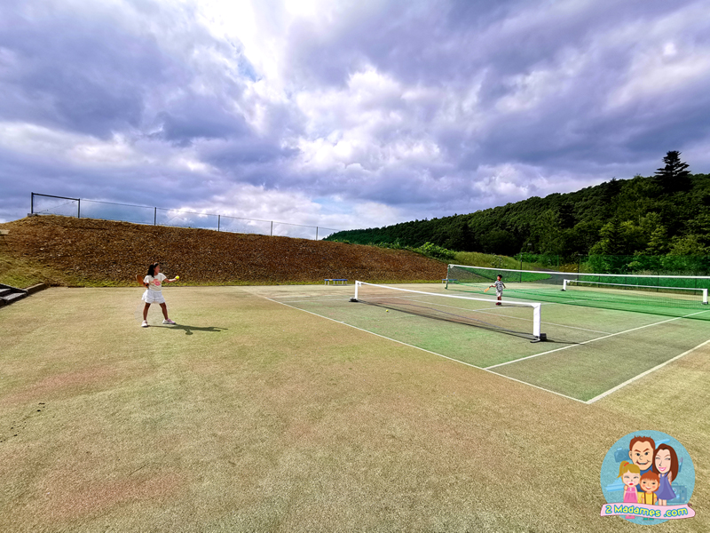 เที่ยวฮอกไกโด,ฮ่องกง,ซัปโปโร,โอตารุ,Kiroro Resort,รีวิว,pantip,ทุ่งดอกไม้,ห้องรับรอง Cathay Pacific,Regal Airport Hotel,Citygate Outlets,The Stay Sapporo,Ganso Sapporo Ramen Street,Le TAO,Ishiya Chocolate Factory,Yakiniku Jin,Satoland,Farm Tomita,Shikisai No Oka,Hill of Buddha,Sapporo Prince Hotel,Tanukikoji Shopping Street,Maruyama Zoo,Akachan Honpo