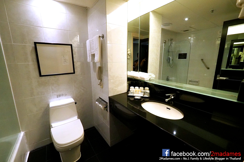 เที่ยวฮอกไกโด,ฮ่องกง,ซัปโปโร,โอตารุ,Kiroro Resort,รีวิว,pantip,ทุ่งดอกไม้,ห้องรับรอง Cathay Pacific,Regal Airport Hotel,Citygate Outlets,The Stay Sapporo,Ganso Sapporo Ramen Street,Le TAO,Ishiya Chocolate Factory,Yakiniku Jin,Satoland,Farm Tomita,Shikisai No Oka,Hill of Buddha,Sapporo Prince Hotel,Tanukikoji Shopping Street,Maruyama Zoo,Akachan Honpo