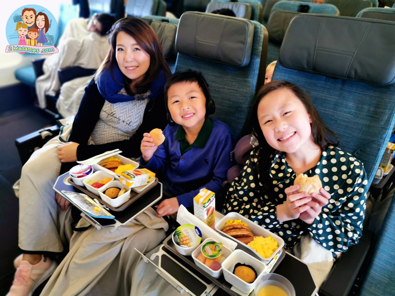 เที่ยวฮอกไกโด,ฮ่องกง,ซัปโปโร,โอตารุ,Kiroro Resort,รีวิว,pantip,ทุ่งดอกไม้,ห้องรับรอง Cathay Pacific,Regal Airport Hotel,Citygate Outlets,The Stay Sapporo,Ganso Sapporo Ramen Street,Le TAO,Ishiya Chocolate Factory,Yakiniku Jin,Satoland,Farm Tomita,Shikisai No Oka,Hill of Buddha,Sapporo Prince Hotel,Tanukikoji Shopping Street,Maruyama Zoo,Akachan Honpo