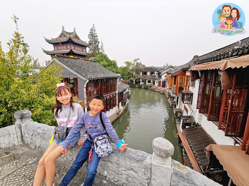 เที่ยวเซี่ยงไฮ้ด้วยตัวเอง,Toy Story Hotel,Shanghai Disneyland,Xintiandi,รีวิว,pantip,Yuyuan Garden,Starbucks Reserve Roastery,Shanghai Natural History Museum,Hai Di Lao,Shanghai Tower,Cha's Restaurant,Nanjing Road Pedestrian Street,The Bund,Bund Sightseeing Tunnel,Jing’an Temple,Zhujiajiao,Shake Shack