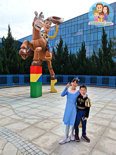 เที่ยวเซี่ยงไฮ้ด้วยตัวเอง,Toy Story Hotel,Shanghai Disneyland,Xintiandi,รีวิว,pantip,Yuyuan Garden,Starbucks Reserve Roastery,Shanghai Natural History Museum,Hai Di Lao,Shanghai Tower,Cha's Restaurant,Nanjing Road Pedestrian Street,The Bund,Bund Sightseeing Tunnel,Jing’an Temple,Zhujiajiao,Shake Shack