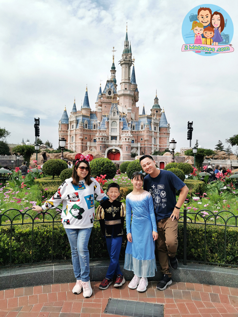 เที่ยวเซี่ยงไฮ้ด้วยตัวเอง,Toy Story Hotel,Shanghai Disneyland,Xintiandi,รีวิว,pantip,Yuyuan Garden,Starbucks Reserve Roastery,Shanghai Natural History Museum,Hai Di Lao,Shanghai Tower,Cha's Restaurant,Nanjing Road Pedestrian Street,The Bund,Bund Sightseeing Tunnel,Jing’an Temple,Zhujiajiao,Shake Shack