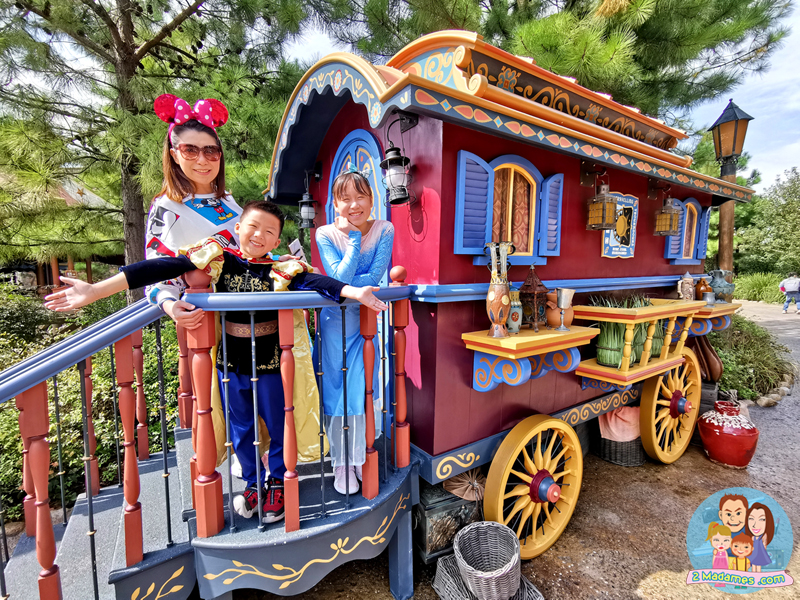 เที่ยวเซี่ยงไฮ้ด้วยตัวเอง,Toy Story Hotel,Shanghai Disneyland,Xintiandi,รีวิว,pantip,Yuyuan Garden,Starbucks Reserve Roastery,Shanghai Natural History Museum,Hai Di Lao,Shanghai Tower,Cha's Restaurant,Nanjing Road Pedestrian Street,The Bund,Bund Sightseeing Tunnel,Jing’an Temple,Zhujiajiao,Shake Shack