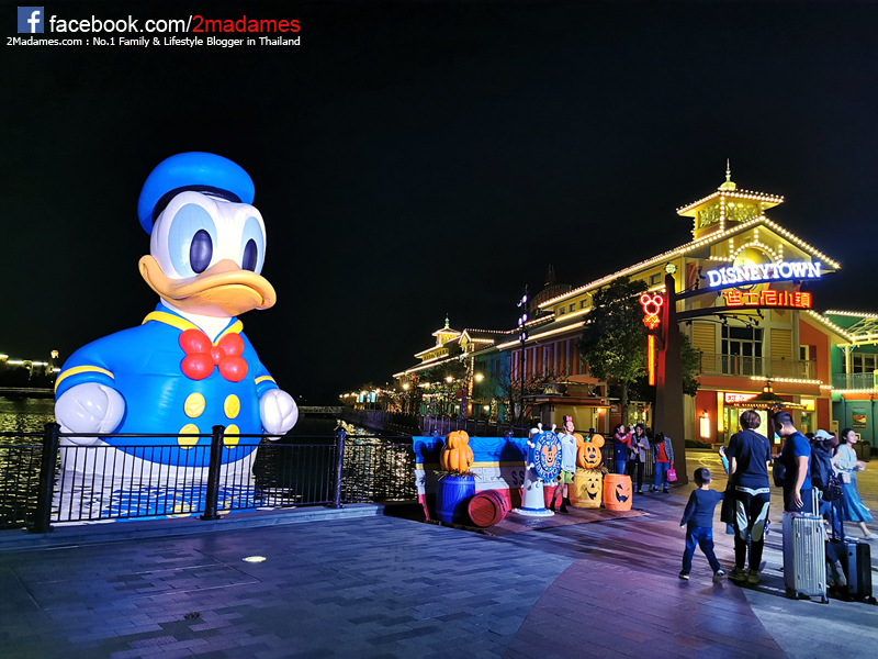 เที่ยวเซี่ยงไฮ้ด้วยตัวเอง,Toy Story Hotel,Shanghai Disneyland,Xintiandi,รีวิว,pantip,Yuyuan Garden,Starbucks Reserve Roastery,Shanghai Natural History Museum,Hai Di Lao,Shanghai Tower,Cha's Restaurant,Nanjing Road Pedestrian Street,The Bund,Bund Sightseeing Tunnel,Jing’an Temple,Zhujiajiao,Shake Shack