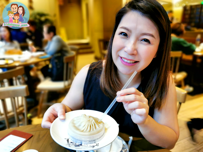 เที่ยวเซี่ยงไฮ้ด้วยตัวเอง,Toy Story Hotel,Shanghai Disneyland,Xintiandi,รีวิว,pantip,Yuyuan Garden,Starbucks Reserve Roastery,Shanghai Natural History Museum,Hai Di Lao,Shanghai Tower,Cha's Restaurant,Nanjing Road Pedestrian Street,The Bund,Bund Sightseeing Tunnel,Jing’an Temple,Zhujiajiao,Shake Shack