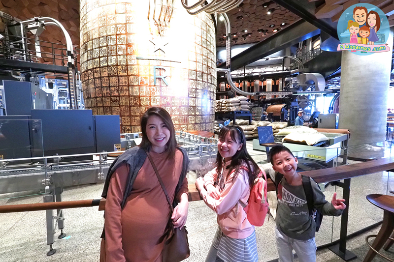 เที่ยวเซี่ยงไฮ้ด้วยตัวเอง,Toy Story Hotel,Shanghai Disneyland,Xintiandi,รีวิว,pantip,Yuyuan Garden,Starbucks Reserve Roastery,Shanghai Natural History Museum,Hai Di Lao,Shanghai Tower,Cha's Restaurant,Nanjing Road Pedestrian Street,The Bund,Bund Sightseeing Tunnel,Jing’an Temple,Zhujiajiao,Shake Shack