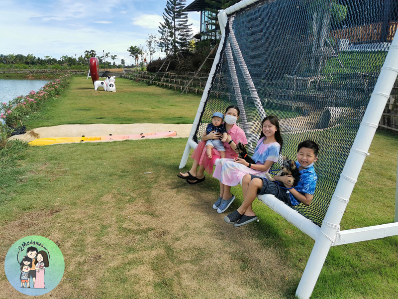 หลงรักนา,Long Rak Na,ท่ายาง,เพชรบุรี,รีวิว,pantip,แผนที่,ราคา,เมนู,ร้านอาหาร,คาเฟ่