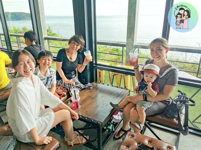 เที่ยวจันทบุรี,ที่กิน,โรงแรมชานบุรี,Chaanburi Boutique Resort,รีวิว,pantip,ร้านพริก,Pool access,อาหารเช้า,Sky View Cafe,ส้มตําเจ๊ลักษณ์,อ่าวคุ้งกระเบน,aquarium,ให้อาหารฉลาม,จุดชมวิวนางพญา,เจดีย์กลางน้ำ,ก๋วยเตี๋ยวท่าใหม่,ก๋วยเตี๋ยวบ้านบึง