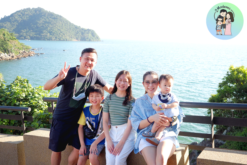 เที่ยวจันทบุรี,ที่กิน,โรงแรมชานบุรี,Chaanburi Boutique Resort,รีวิว,pantip,ร้านพริก,Pool access,อาหารเช้า,Sky View Cafe,ส้มตําเจ๊ลักษณ์,อ่าวคุ้งกระเบน,aquarium,ให้อาหารฉลาม,จุดชมวิวนางพญา,เจดีย์กลางน้ำ,ก๋วยเตี๋ยวท่าใหม่,ก๋วยเตี๋ยวบ้านบึง