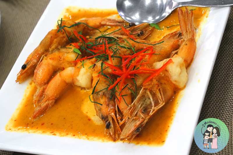 เที่ยวจันทบุรี,ที่กิน,โรงแรมชานบุรี,Chaanburi Boutique Resort,รีวิว,pantip,ร้านพริก,Pool access,อาหารเช้า,Sky View Cafe,ส้มตําเจ๊ลักษณ์,อ่าวคุ้งกระเบน,aquarium,ให้อาหารฉลาม,จุดชมวิวนางพญา,เจดีย์กลางน้ำ,ก๋วยเตี๋ยวท่าใหม่,ก๋วยเตี๋ยวบ้านบึง